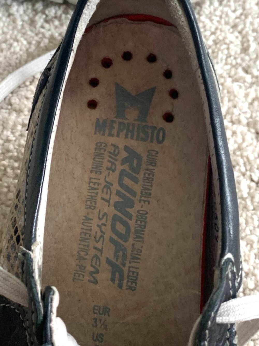 Mephisto Snake Pattern Air-Jet Sneakers, Genuine Leather, Size 6 - Picture 3 of 7